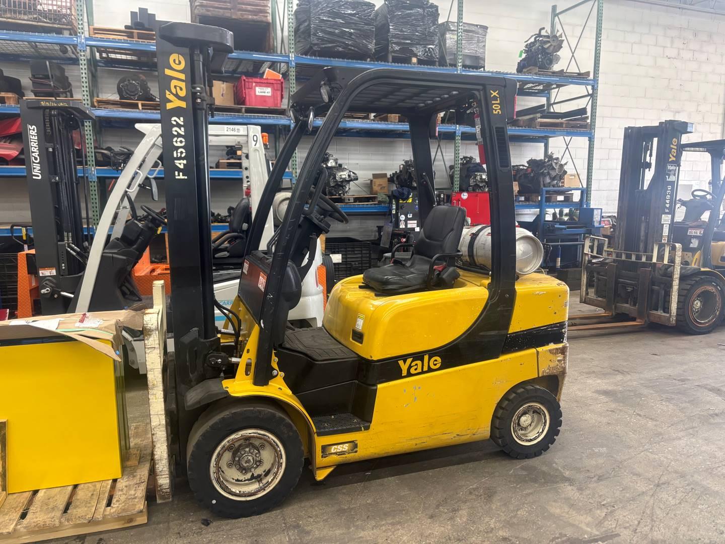 2015 Yale GLP050LX